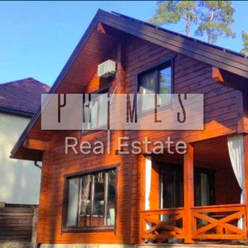 Центральна вул., 12