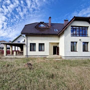 Житомирська вул.