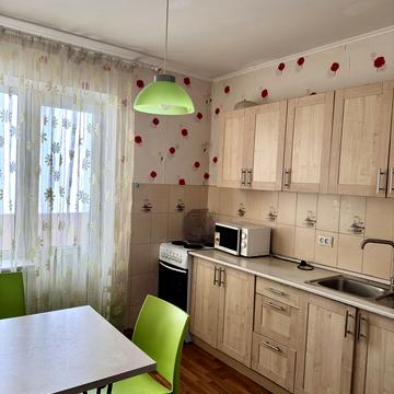 Олени Пчілки вул., 4