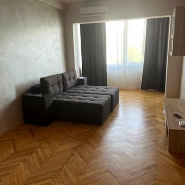 Героїв полку "Азов" вул. (Маршала Малиновського), 25