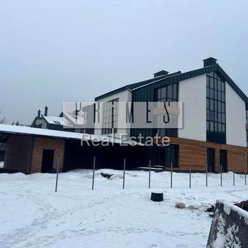 Лютнева вул., 58