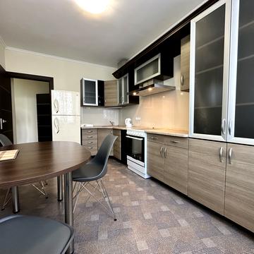 Завальна вул., 10-В