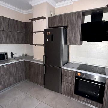 Генерала Шаповала вул. (Механізаторів), 20