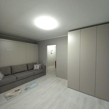 Максима Берлинського вул., 18/7