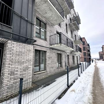 24 Серпня вул., (Будинок 6 (Секція 9))