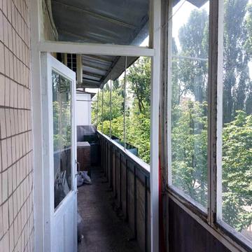 Ореста Левицького вул. (Академіка Курчатова), 3-А