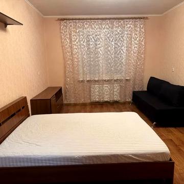 Сергія Данченка вул., 3