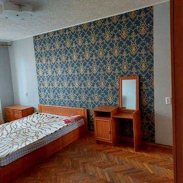 Героїв Крут вул. (Валентини Терешкової), 47