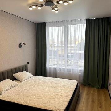 Причальна вул., 10