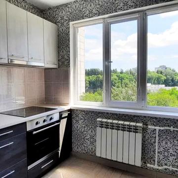 Тетяни Яблонської вул., 2