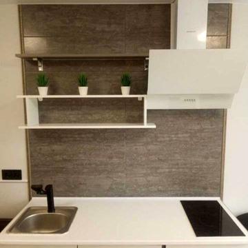 Олега Мудрака вул. (Генерала Наумова), 1-Б