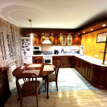 Сімї Ідзиковських вул. (Михайла Мишина), 25