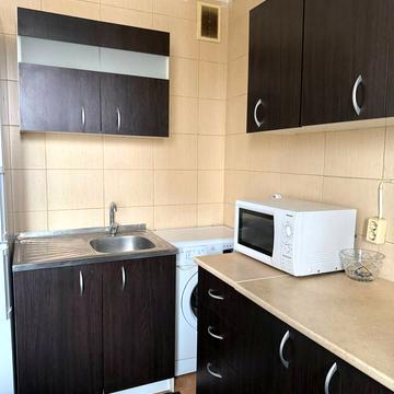 Романа Ратушного вул. (Волгоградська), 25-А