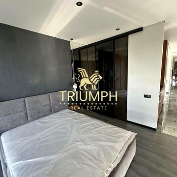 Академіка Заболотного вул., 1-А