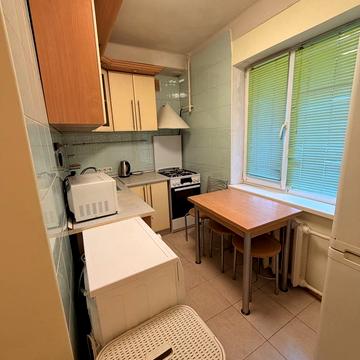 Академіка Вернадського бульв., 71