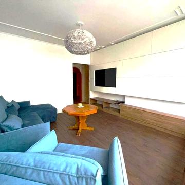 Єлизавети Чавдар вул., 8