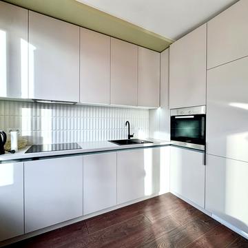 Червоної Калини просп., 56