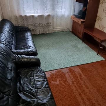 Академіка Глушкова просп., 33