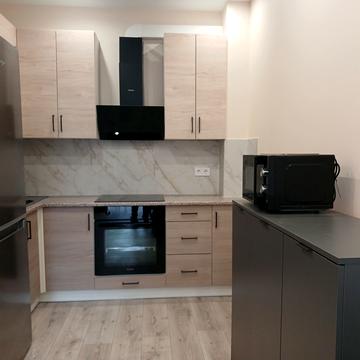 Івана Білика вул. (Яблунева), 11