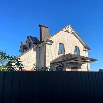 Центральна вул.