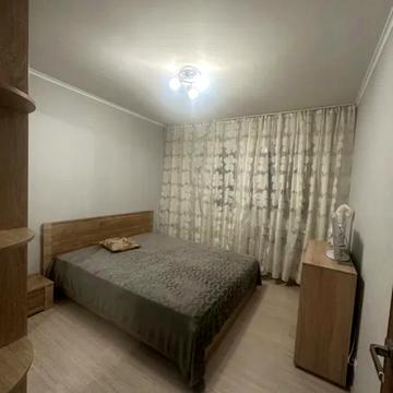 Оболонський просп., 13