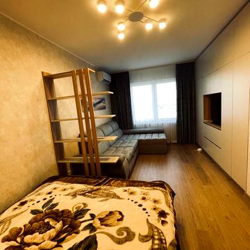 Бориса Гмирі вул., 20