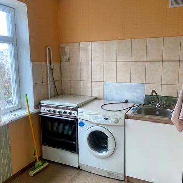 Сірожупанників вул. (Валентина Сєрова), 30