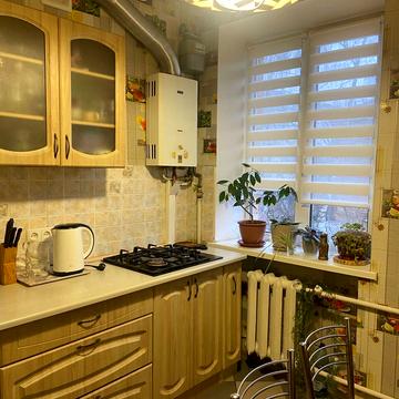 Машинобудівна вул., 34