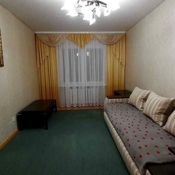 Милославська вул., 12