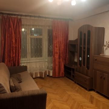 Мрії вул. (Академіка Туполєва), 18