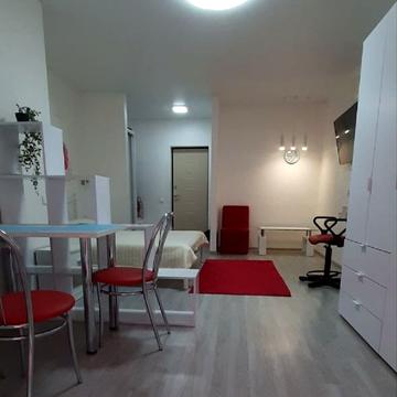 Набережна Перемоги вул., 42