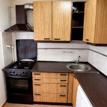 Михайла Донця вул., 23-Б