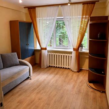 Михайла Донця вул., 23-Б