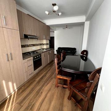 Івана Миколайчука вул., 38