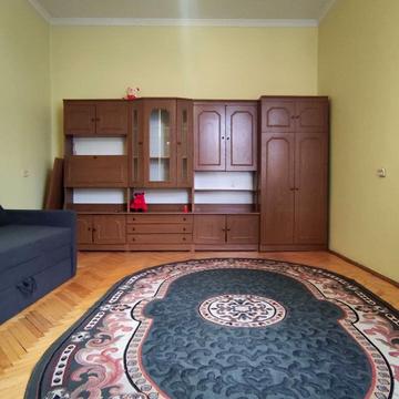 Пантелеймона Куліша вул., 16