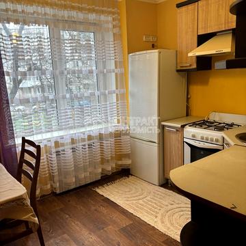 Гвардійців-Широнінців вул., 11