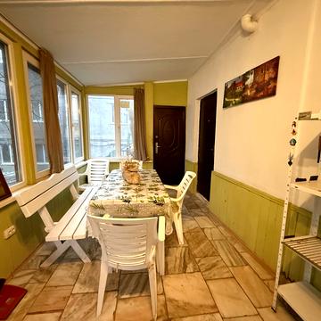 Вознесенський пров., 12