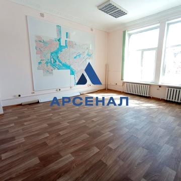 Олександрівська вул. (Дзержинського), 2