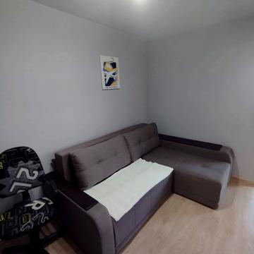 Вокзальна вул., 56