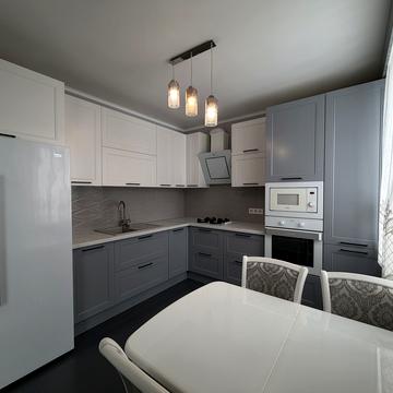 Одеська вул., 3/3