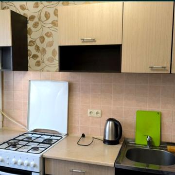 Оболонський просп., 28