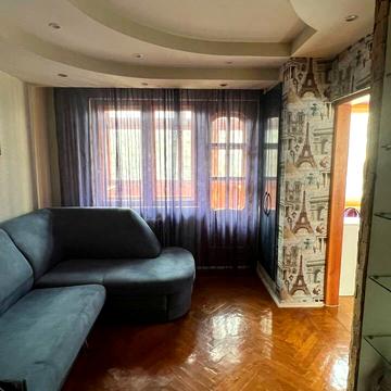 Ювілейний просп. (), 49/8