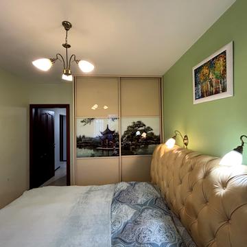 Урлівська вул., 30