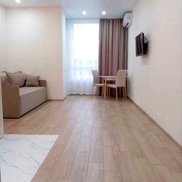 Кадетський Гай вул., 10