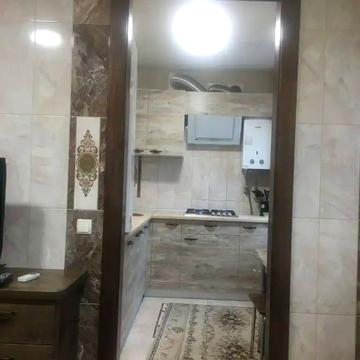 Дмитра Яворницького просп. (Карла Маркса), 7