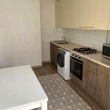 Шептицьких вул., 22