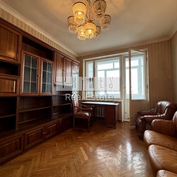 Виноградний пров., 4