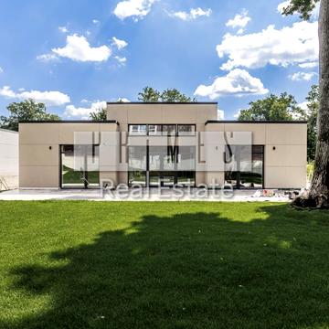 Південна вул.