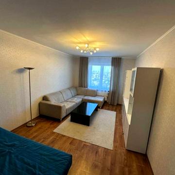 Ясинуватський пров., 11