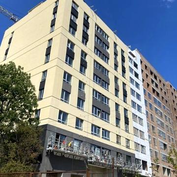 Довженка вул., (Будинок)